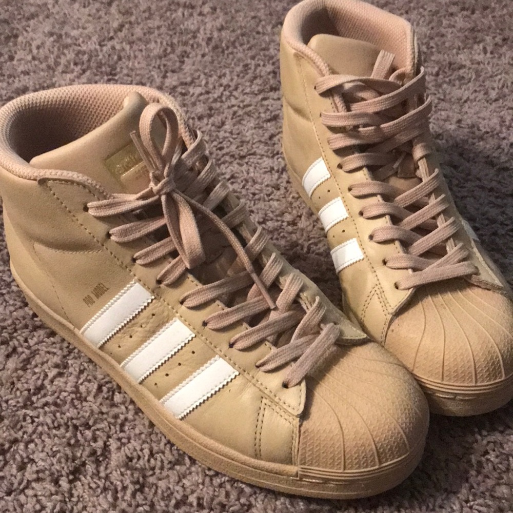 Adidas Pro Model High Tops - Picture 2 of 4